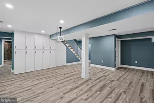 727 E Manoa Rd, Havertown, PA 19083 - Photo 49