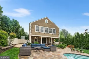 727 E Manoa Rd, Havertown, PA 19083 - Photo 57