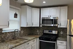 2013 Delmar Dr, Folcroft, PA 19032 - Photo 3