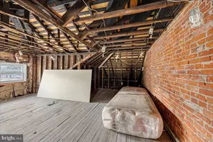 34 E 23rd St, Chester, PA 19013 - Photo 25