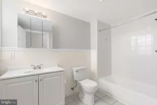 1359 Green St, Marcus Hook, PA 19061 - Photo 19