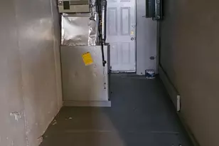 21 W 21st St, Chester, PA 19013 - Photo 15