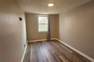 21 W 21st St, Chester, PA 19013 - Photo 11