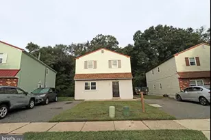 511 Corinthian Ave, Essington, PA 19029 - Photo 1