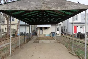 1118 Green St, Marcus Hook, PA 19061 - Photo 11