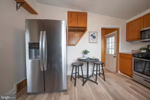 3999 Riviera Rd, Upper Chichester, PA 19061 - Photo 11