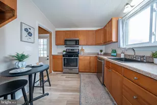 3999 Riviera Rd, Upper Chichester, PA 19061 - Photo 9