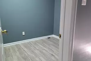 211 Spruce St, Darby, PA 19023 - Photo 7