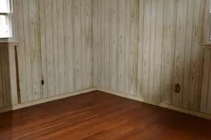 1625 Hillcrest Ln, Aston, PA 19014 - Photo 9