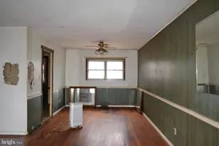 1625 Hillcrest Ln, Aston, PA 19014 - Photo 7