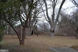 1625 Hillcrest Ln, Aston, PA 19014 - Photo 5