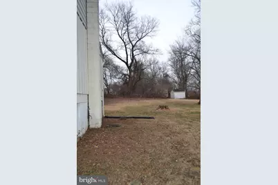 1625 Hillcrest Lane, Aston, PA 19014 - Photo 15