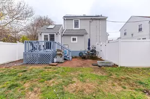 908 Amosland Rd, Prospect Park, PA 19076 - Photo 25