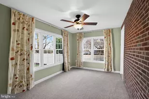 349 Kirks Ln, Drexel Hill, PA 19026 - Photo 11