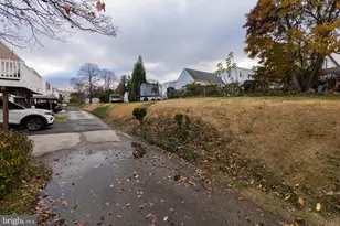 52 Woodbine Rd, Havertown, PA 19083 - Photo 13