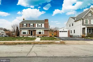 1808 Hawthorne Ave, Havertown, PA 19083 - Photo 3