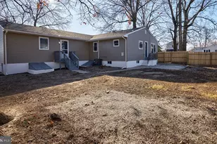 338 Sycamore Ave, Folsom, PA 19033 - Photo 5