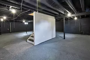 338 Sycamore Ave, Folsom, PA 19033 - Photo 33