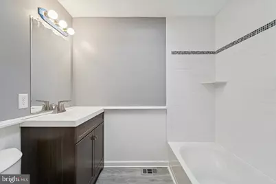 887 Taylor Drive, Folcroft, PA 19032 - Photo 9