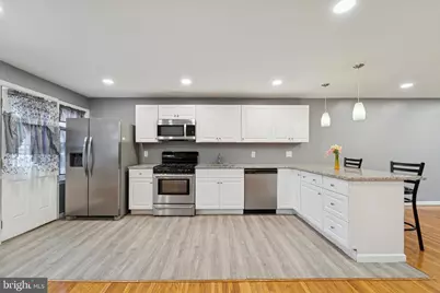 887 Taylor Drive, Folcroft, PA 19032 - Photo 5