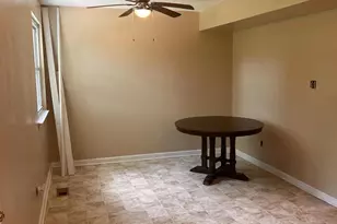 1021 E Williams Cir, Chester, PA 19013 - Photo 11