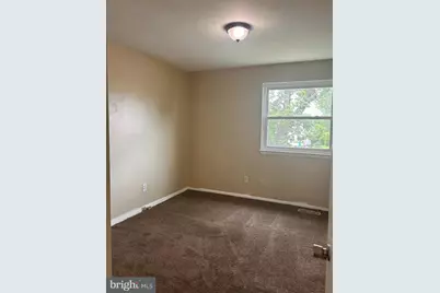 1021 E Williams Circle, Chester, PA 19013 - Photo 7