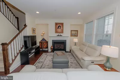 634 W End Walk, Media, PA 19063 - Photo 15