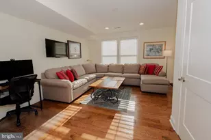 634 W End Walk, Media, PA 19063 - Photo 5