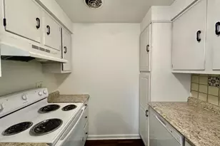 412 N Wayne Ave, Wayne, PA 19087 - Photo 7