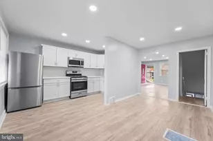 17 Folcroft Ave, Folcroft, PA 19032 - Photo 9