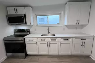 925 Central Ave, Chester, PA 19013 - Photo 9