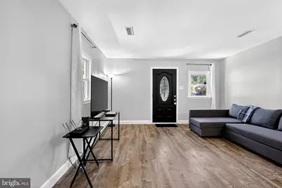 363 Hutchinson Terrace, Holmes, PA 19043 - Photo 5