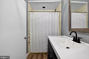 363 Hutchinson Terrace, Holmes, PA 19043 - Photo 13