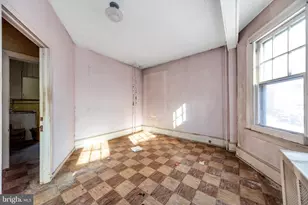 33 S Woodlawn Ave, Aldan, PA 19018 - Photo 11