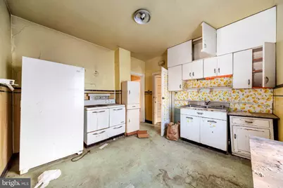 33 S Woodlawn Avenue, Aldan, PA 19018 - Photo 7