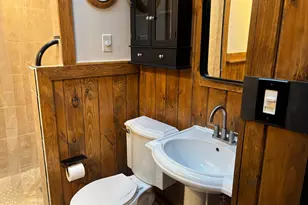 227 N Linden Ave, Upper Darby, PA 19082 - Photo 11