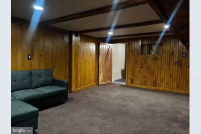 227 N Linden Avenue, Upper Darby, PA 19082 - Photo 15