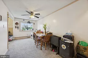 176 Crum Creek Dr, Woodlyn, PA 19094 - Photo 7