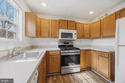 924 Madison Street, Chester, PA 19013 - Photo 9