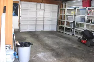 525 Taylor Ave, Upper Chichester, PA 19061 - Photo 21