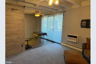 100 E Glenolden Avenue #R-12, Glenolden, PA 19036 - Photo 5