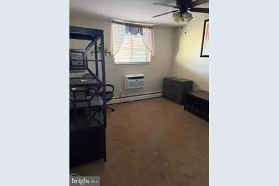 100 E Glenolden Avenue #R-12, Glenolden, PA 19036 - Photo 9