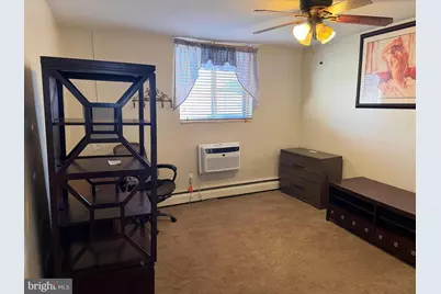 100 E Glenolden Avenue #R-12, Glenolden, PA 19036 - Photo 7