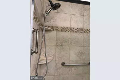 100 E Glenolden Avenue #R-12, Glenolden, PA 19036 - Photo 13