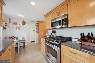 407 Emerald St, Media, PA 19063 - Photo 9