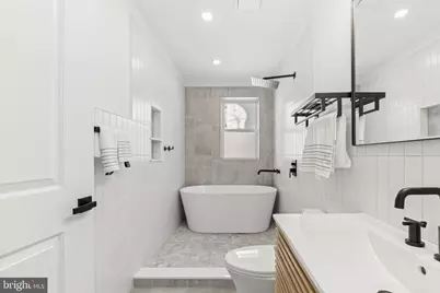 202 W Wayne Avenue #B, Wayne, PA 19087 - Photo 17