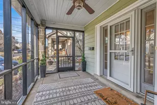 637 Country Club Ln, Havertown, PA 19083 - Photo 3