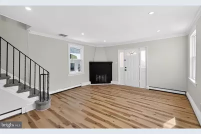 129 S Keystone Avenue, Upper Darby, PA 19082 - Photo 17