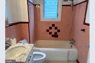 8 Overhill Road #D, Upper Darby, PA 19082 - Photo 3