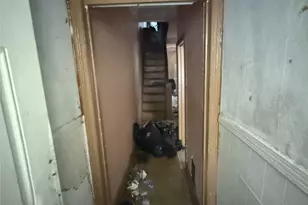 610 W 8th St, Chester, PA 19013 - Photo 3